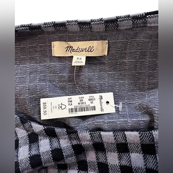 MADEWELL Gingham Knit Seersucker Button-Shoulder Top in Faded Lavender - Picture 5 of 7